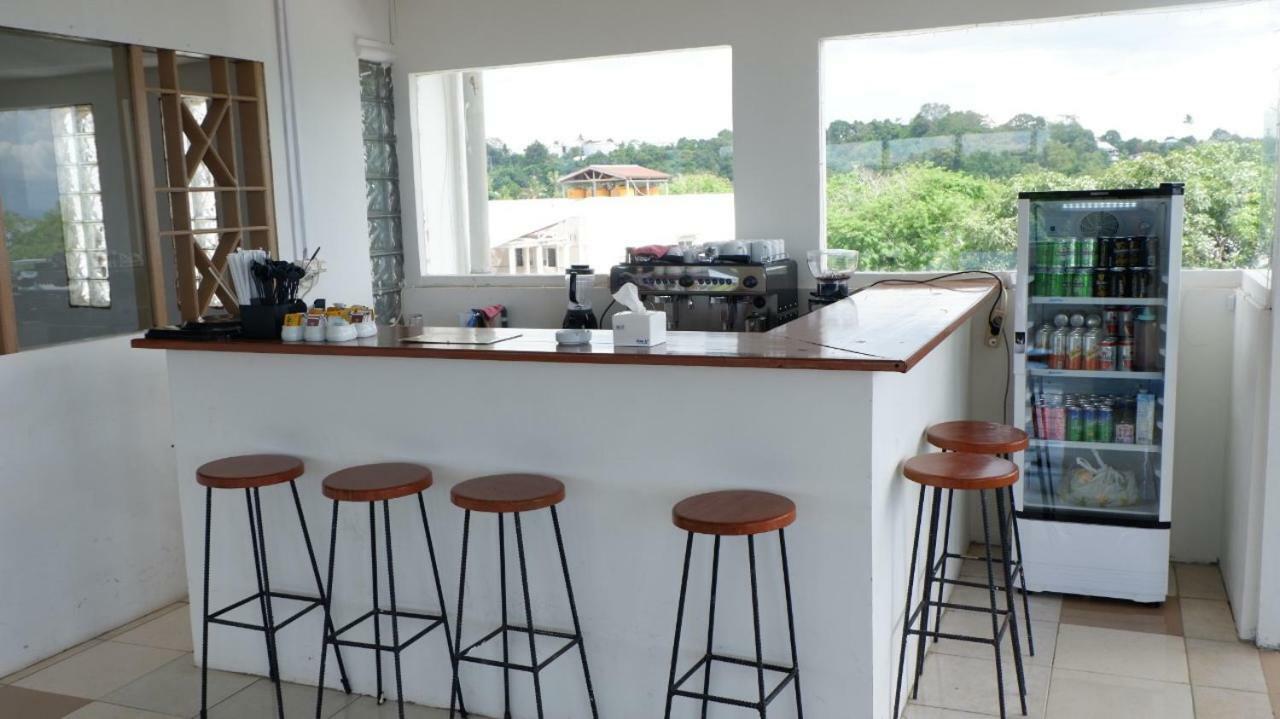 The Waigo Hotel Sorong Esterno foto